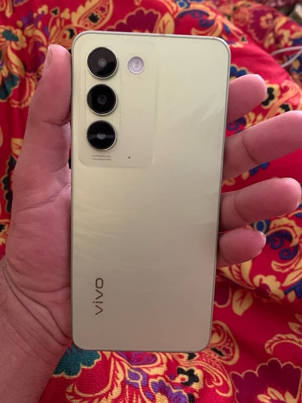 vivo y100 1