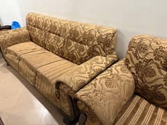 sofa 4 sale