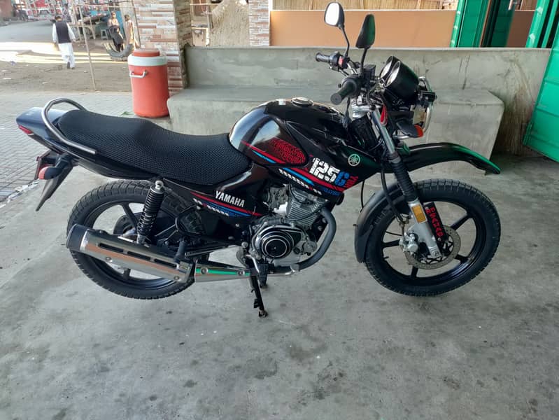 Yamaha YBR 125G 2023 1