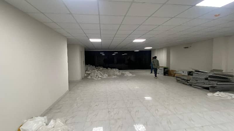 16 Marla Commercial Floor For Rent Near ShaukatKhanum Johar Town Lahore 0