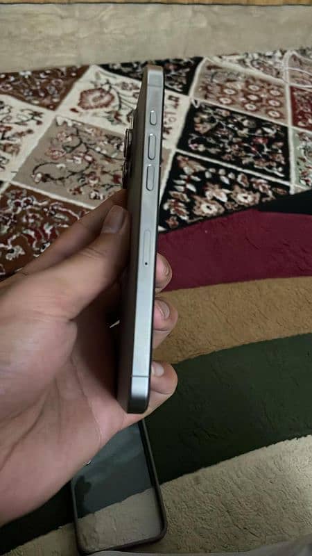 iPhone 15 pro Max 256gb non PTA 4