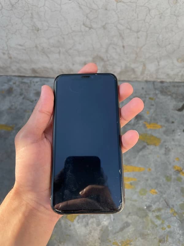 Iphone 11 pro non pta 256gb. 1