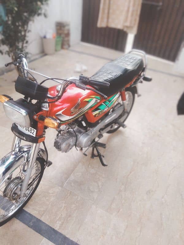 Honda CD 70 5