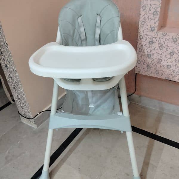 Gently used baby chair for sale. 7