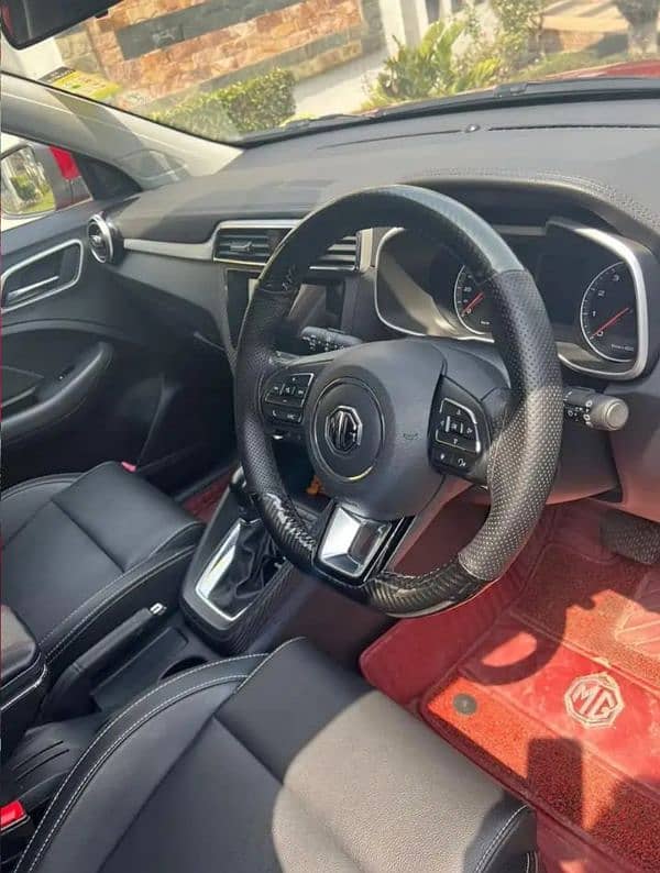 MG ZS 2021 3