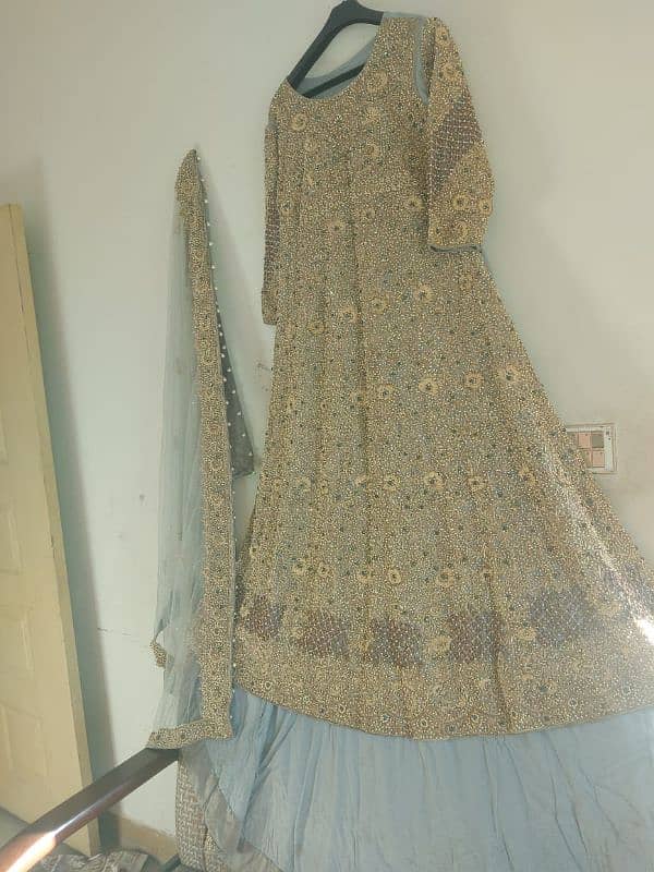 bridal wear preloved 0