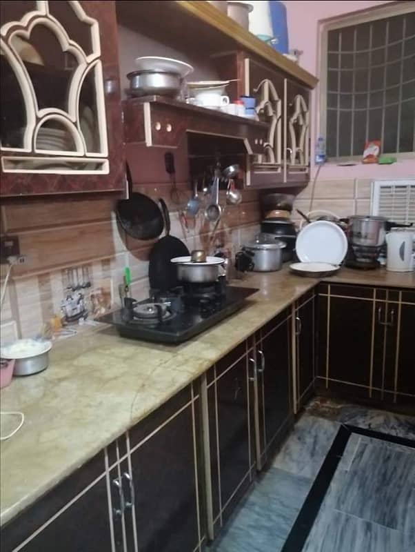 Used 2 Marla Double Storey House for Sale in Wakeel Colony Near Airport Housing Society Gulzare Quid and Express Highway Judicial And Gulberg Green Residencia 7