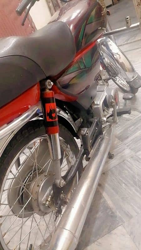 Honda CD 70 . . . . Show room data 27.7. 2022. . . 1