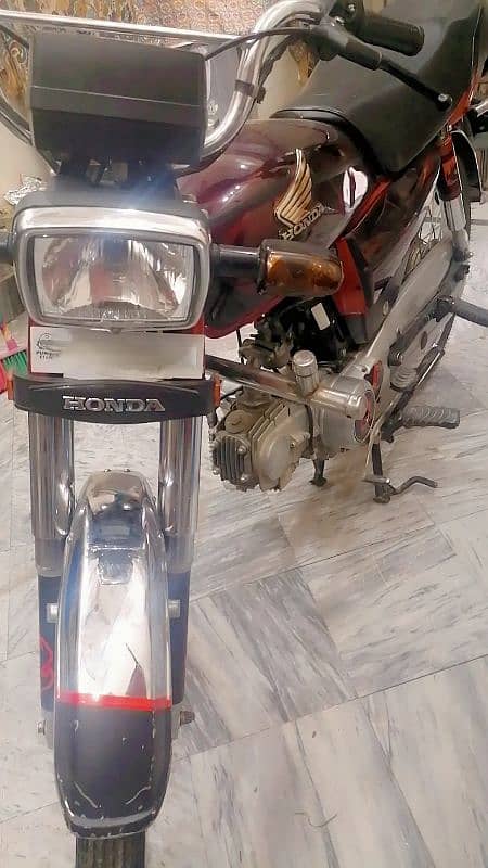 Honda CD 70 . . . . Show room data 27.7. 2022. . . 6