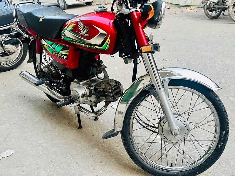 Red Honda cd70 2022 Model Urgen for sale 6