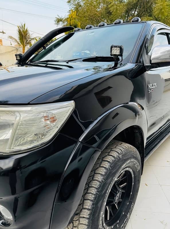 Toyota Hilux 2012 4