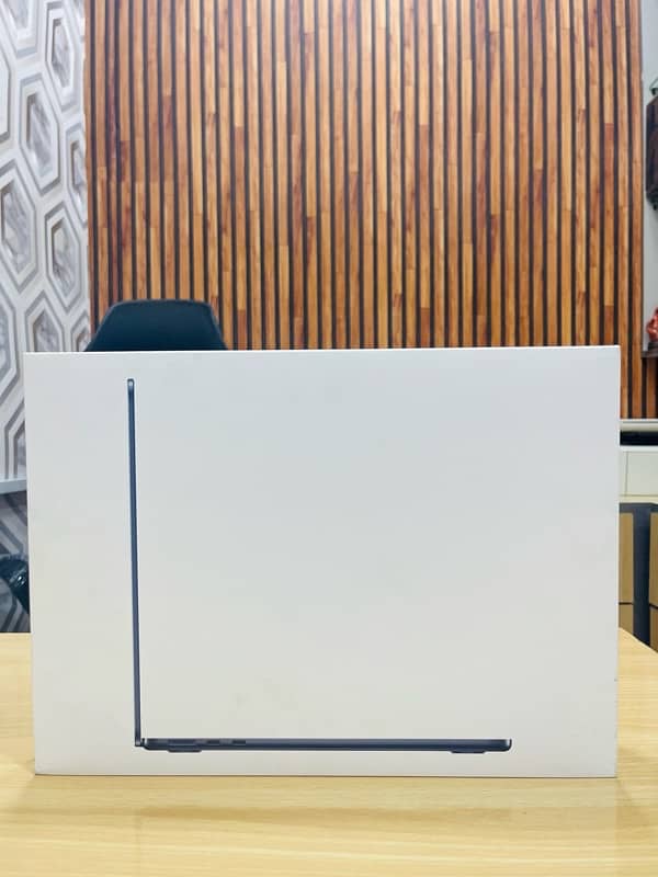 Apple MacBook Air MRXW3|M3|08GB|512GB|13.6”|Midnight(Non Active) 0