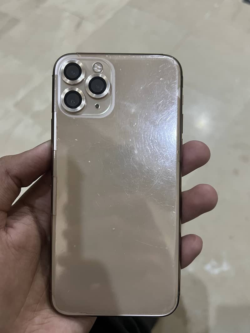 Apple iPhone 11 Pro 2