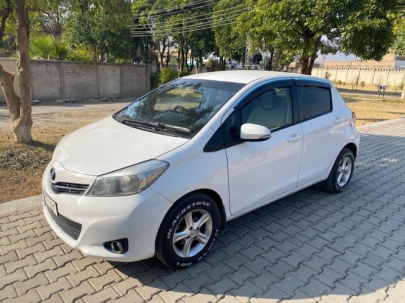 Toyota Vitz 2013 0