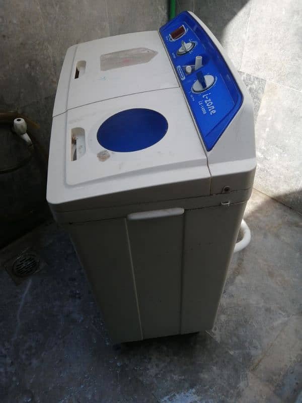 i-zone washer & dryer.  03409186751 1