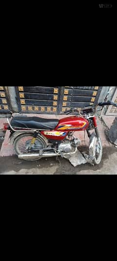 road price bike 2016 for sale good condition no any work