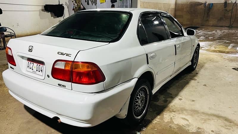 Honda Civic EXi 2000 3