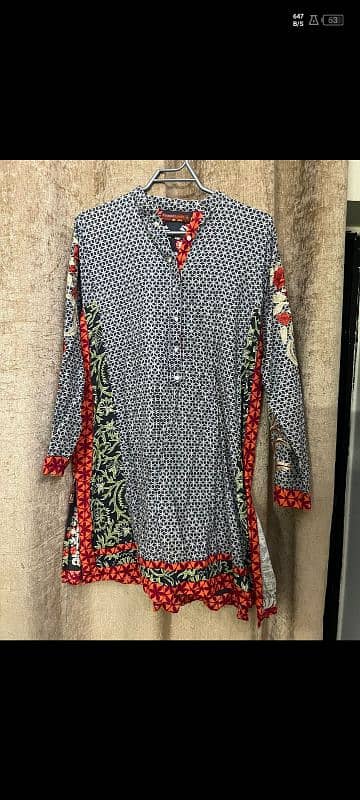 branded kurtis  ( M ) Size 19