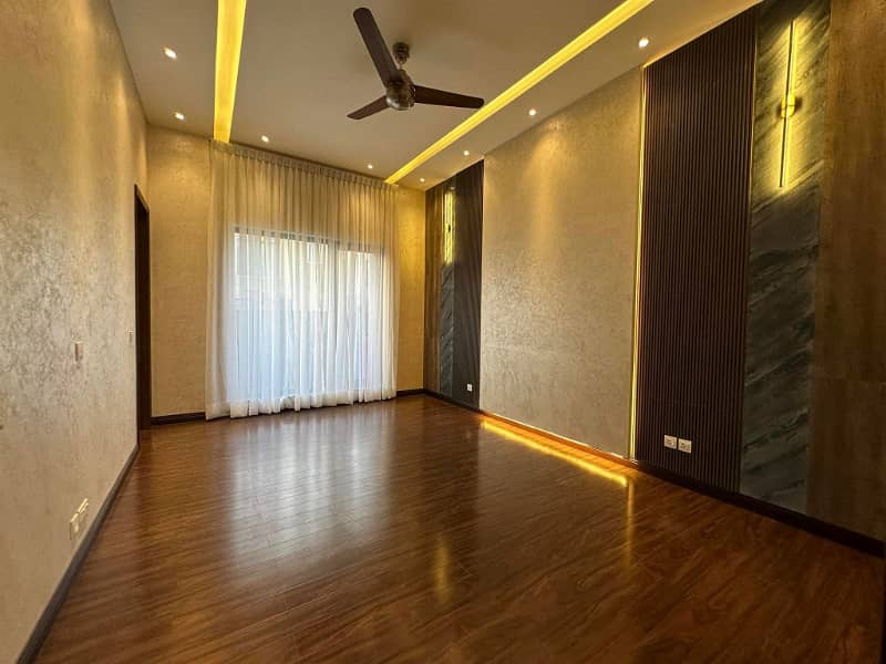 Brilliant Design House For Sale In DHA Phase 7 Lahore 4