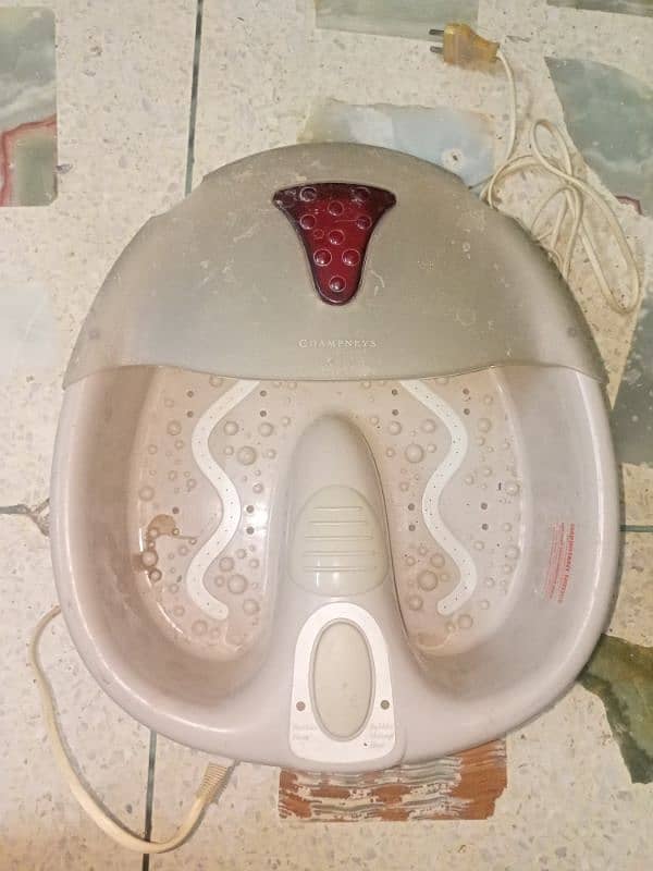 Foot massager / pedicure machine 0