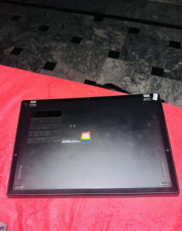 Lenovo core i5, 8th Generation,280X,  16GB RAM 256GB SSD 6