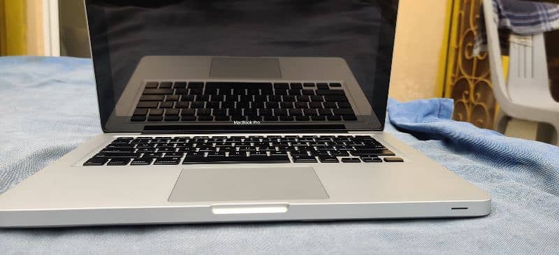 macbook pro i5 4th gen 3