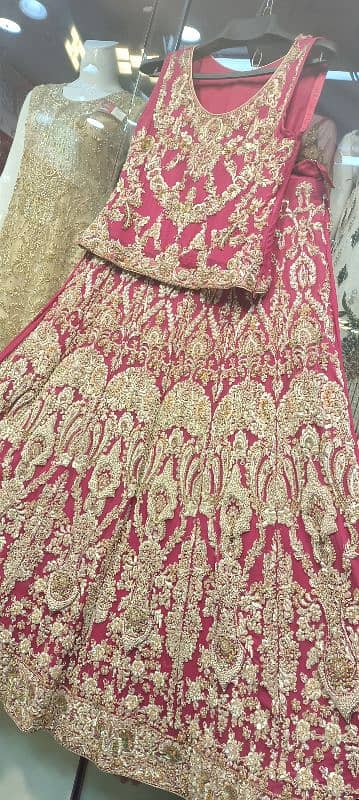 bridal lehenga just wore for 7 ,to 8 hours 0