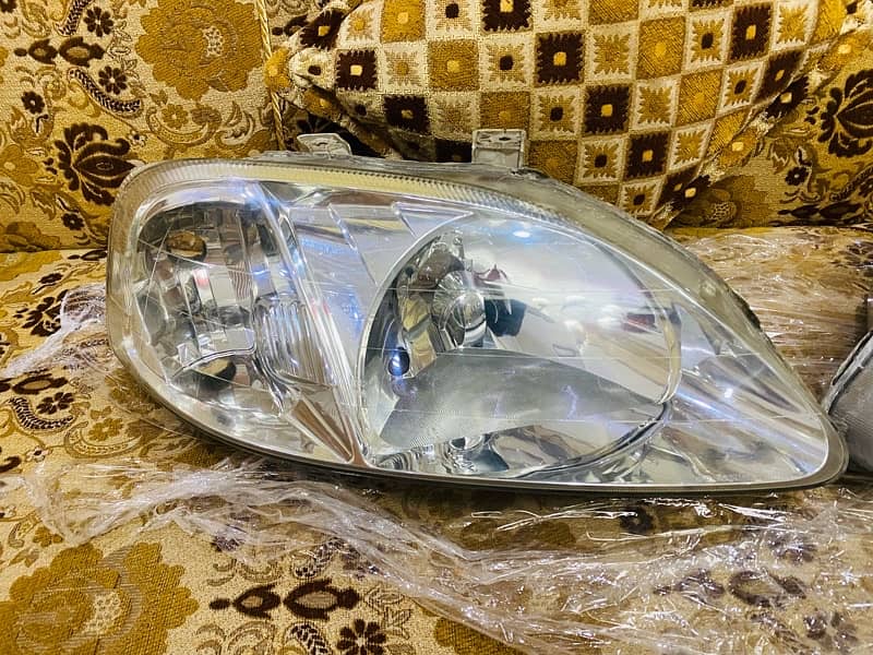 Honda civic original Honda stanley 1999 till 2001 front lights 1