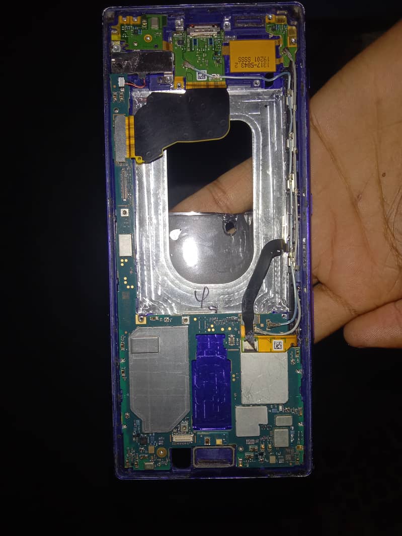 Sony Xperia 1 motherboard 100%working condition 0