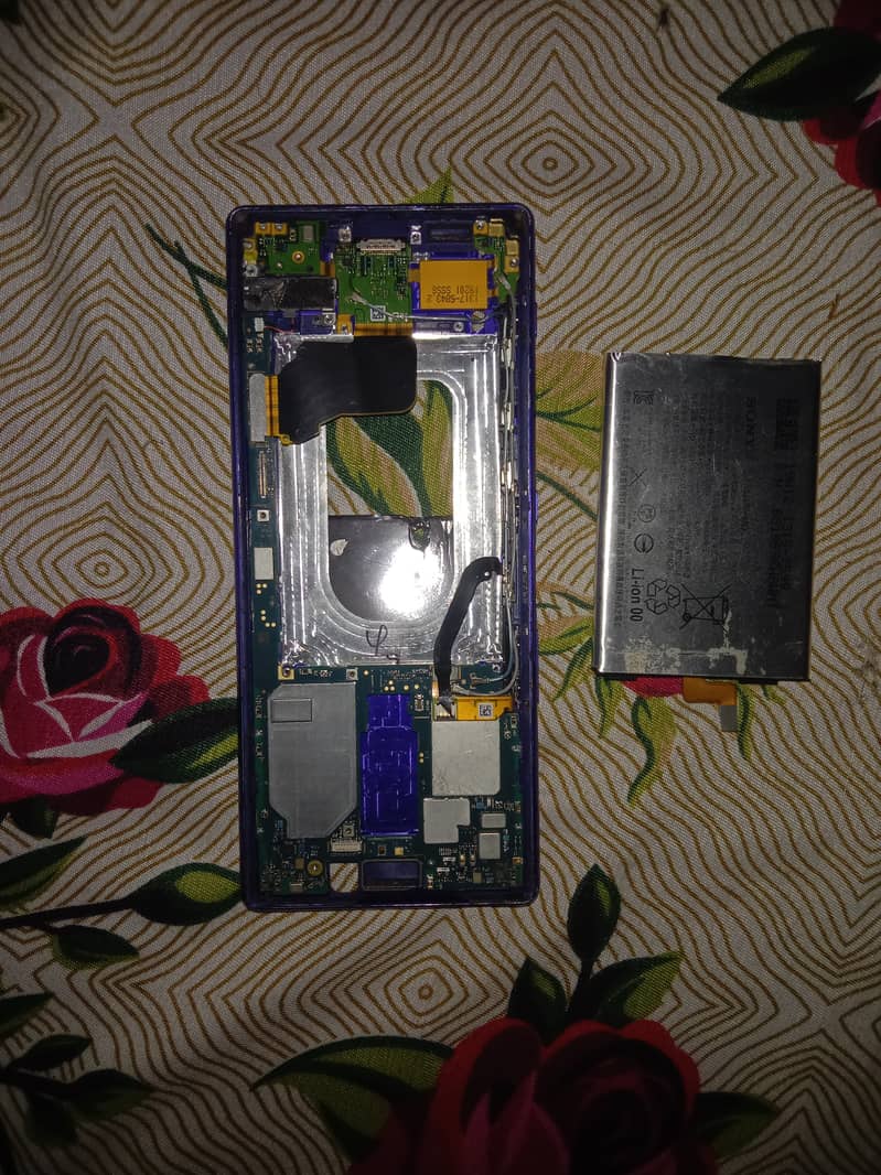 Sony Xperia 1 motherboard 100%working condition 1