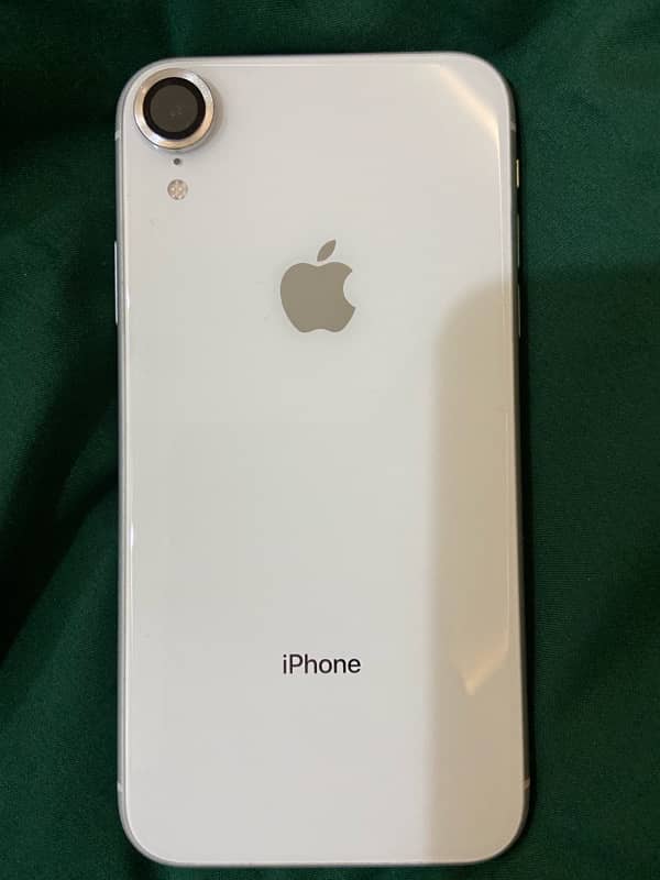 iPhone XR 0