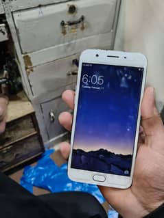 Oppo F1s 3/32 all okay 03096776002