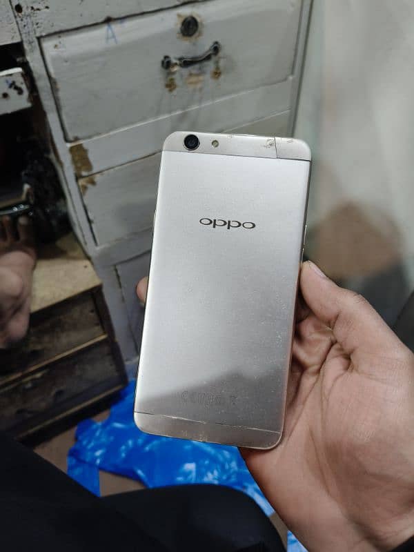 Oppo F1s 3/32 all okay 03096776002 1