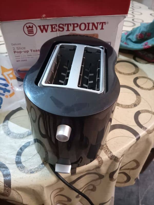 Toaster just like New Condition 3