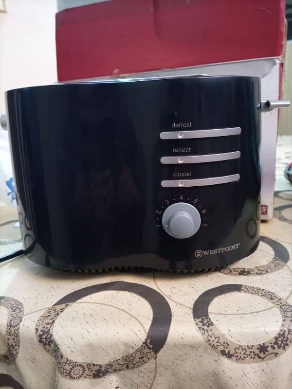 Toaster just like New Condition 4