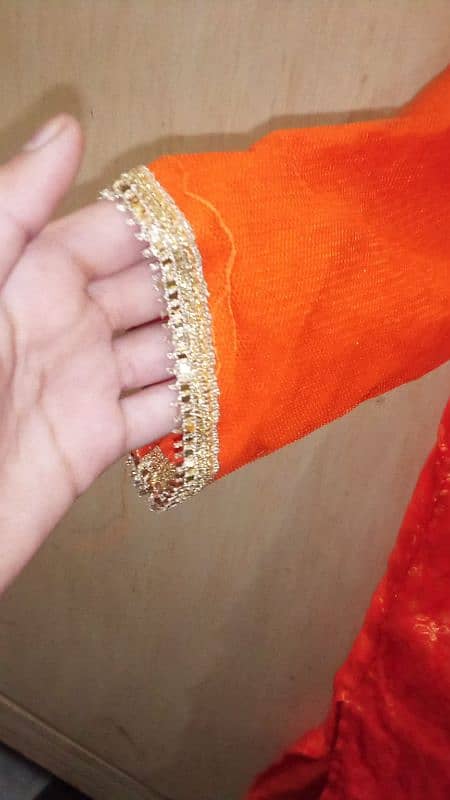 purple lehnga and purple dupata with orange shirt shirt size is 36 5