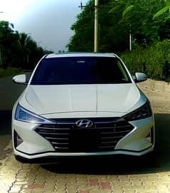 Hyundai Elantra 2022