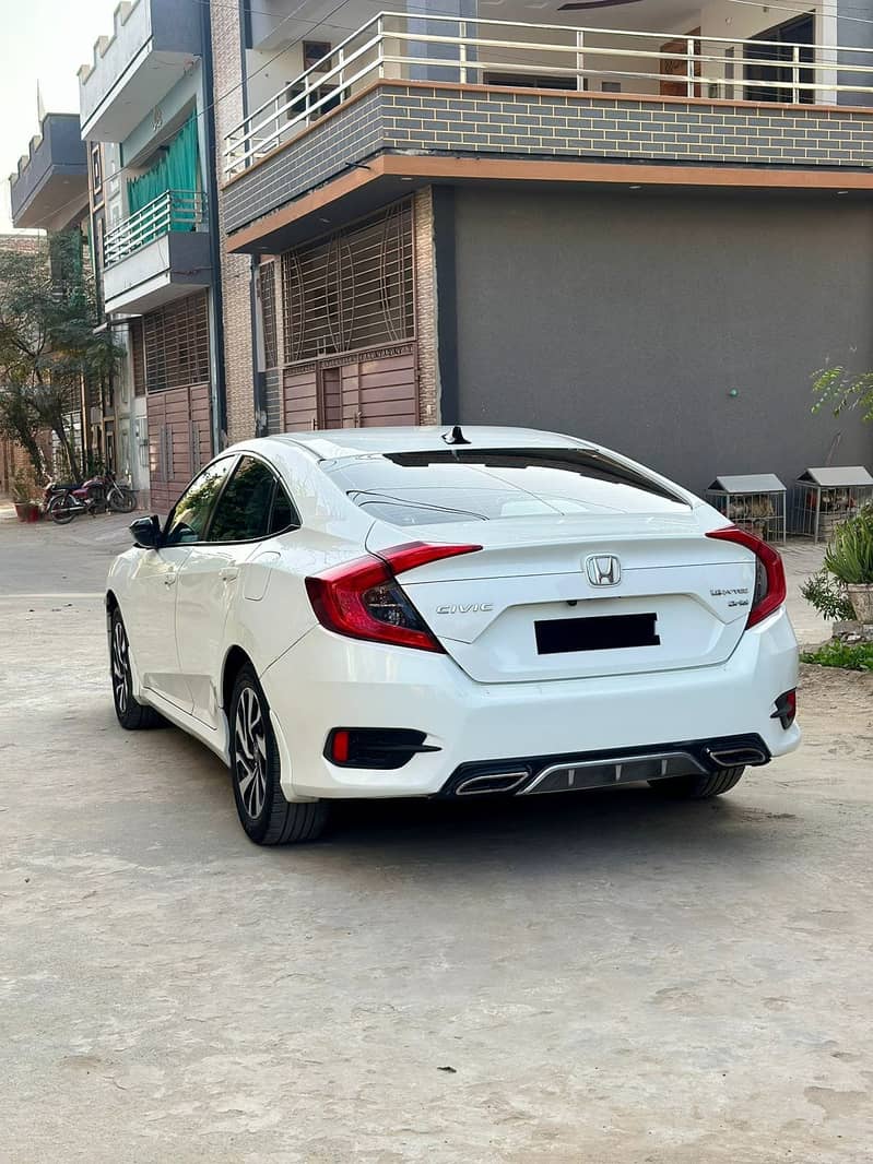 Honda Civic Oriel 2018 1