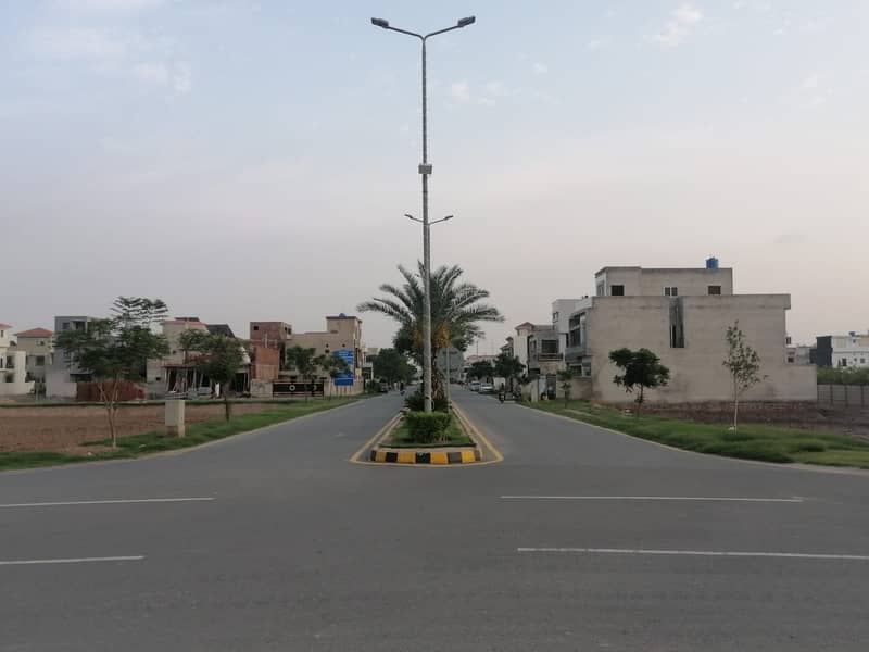 5 Marla Ideal Location Low Budget Plot On A Very Prime Entrance Of Lahore 5