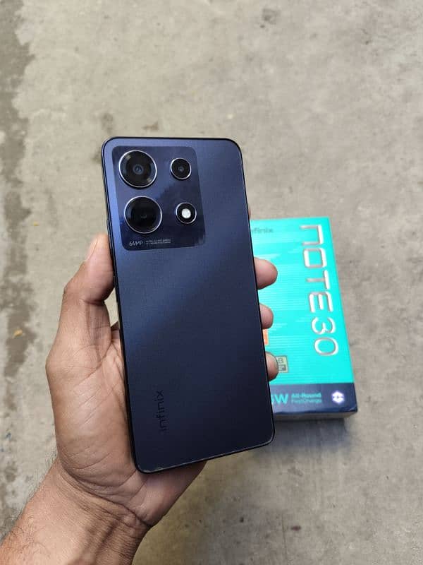 infinix Note 30   16/256 6