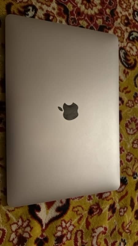 macbook pro 2017 toucbar 0