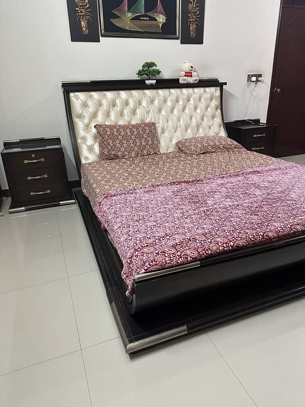 bed set for sale without mattress 1