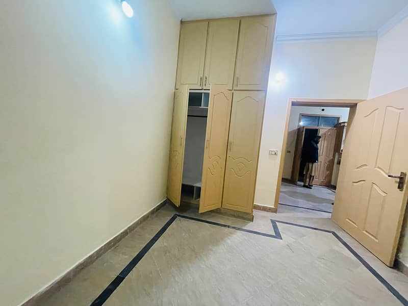 5 Marla upper Portion For Rent In Johar Town 1