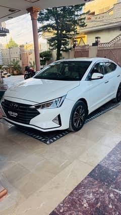 Hyundai Elantra GLS 2022