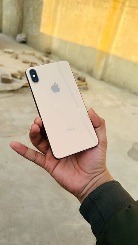 iPhone XS max 256Gb PTA 6