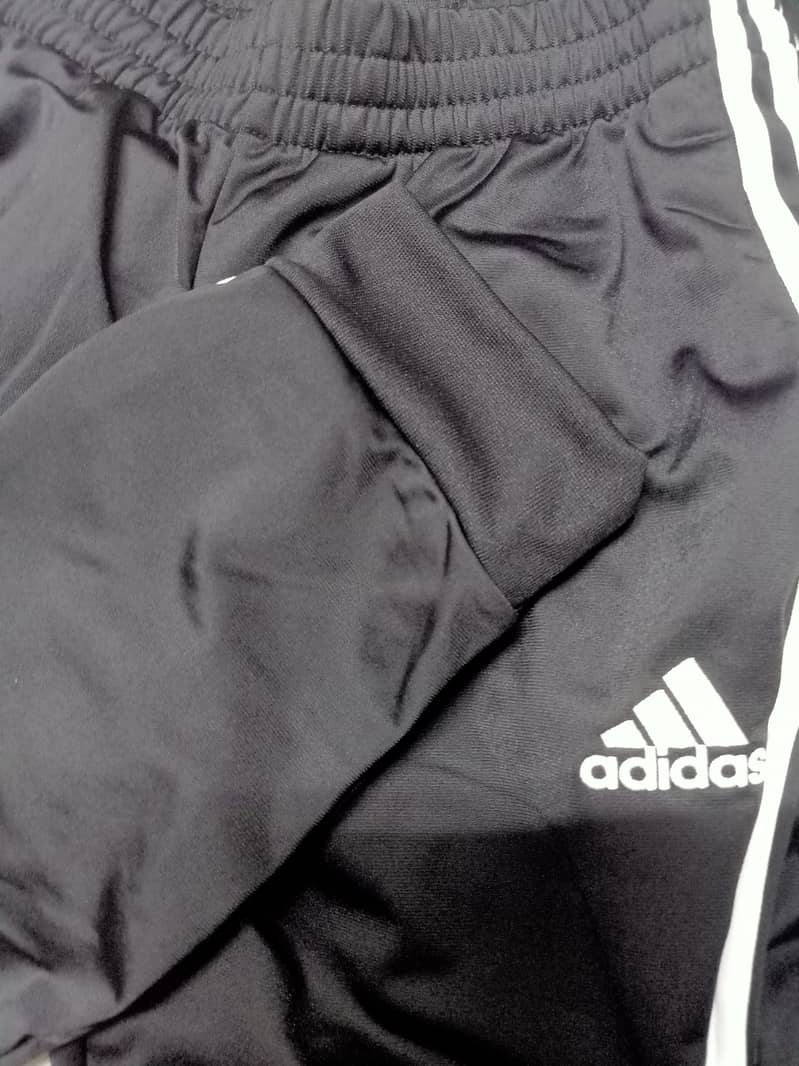 Orignal Adidas UK Tracksuit black branded Medium size 14