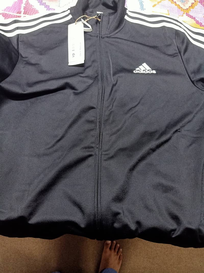 Orignal Adidas UK Tracksuit black branded Medium size 7