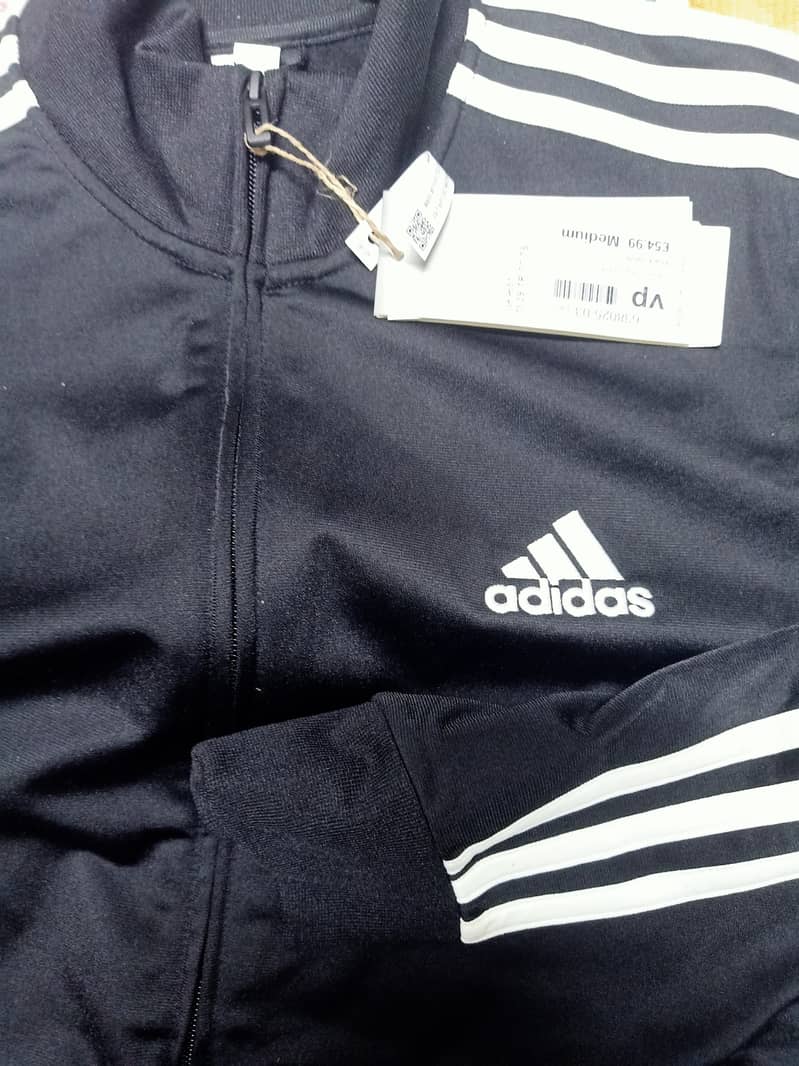 Orignal Adidas UK Tracksuit black branded Medium size 10