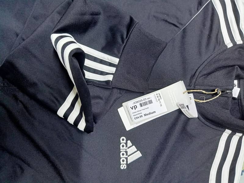 Orignal Adidas UK Tracksuit black branded Medium size 13