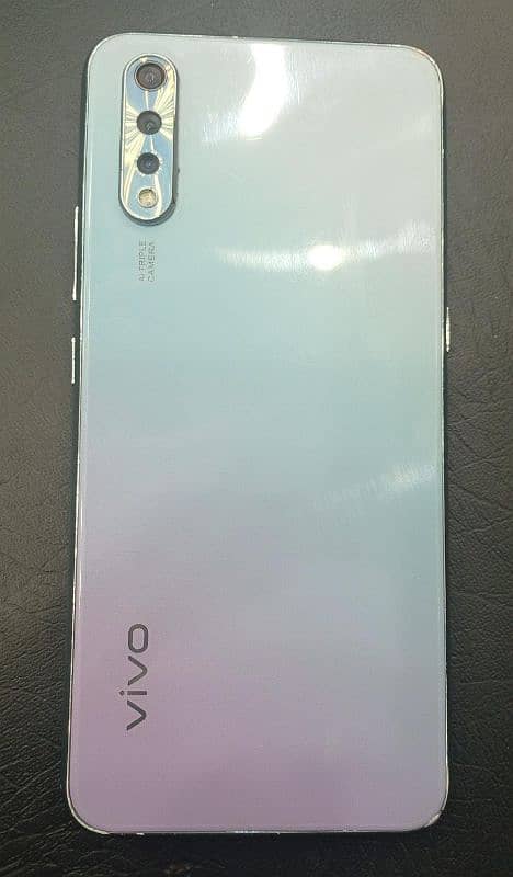 vivo s1  6/128 0